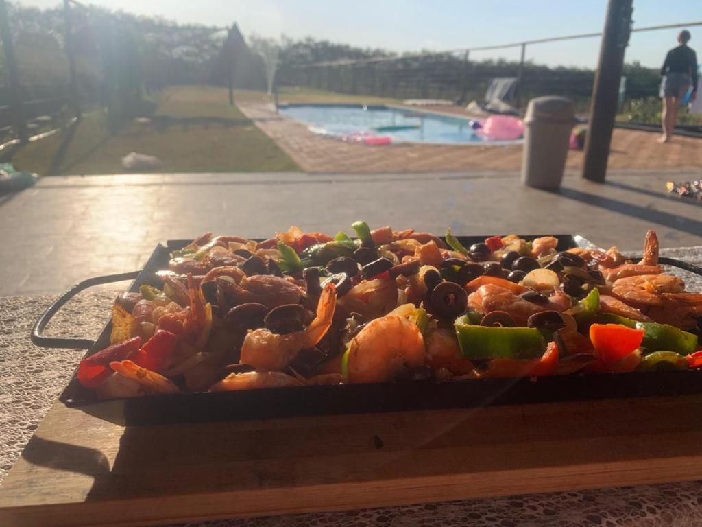 / Sitio + Chale Suico + Area Festa + Piscina Chalet *