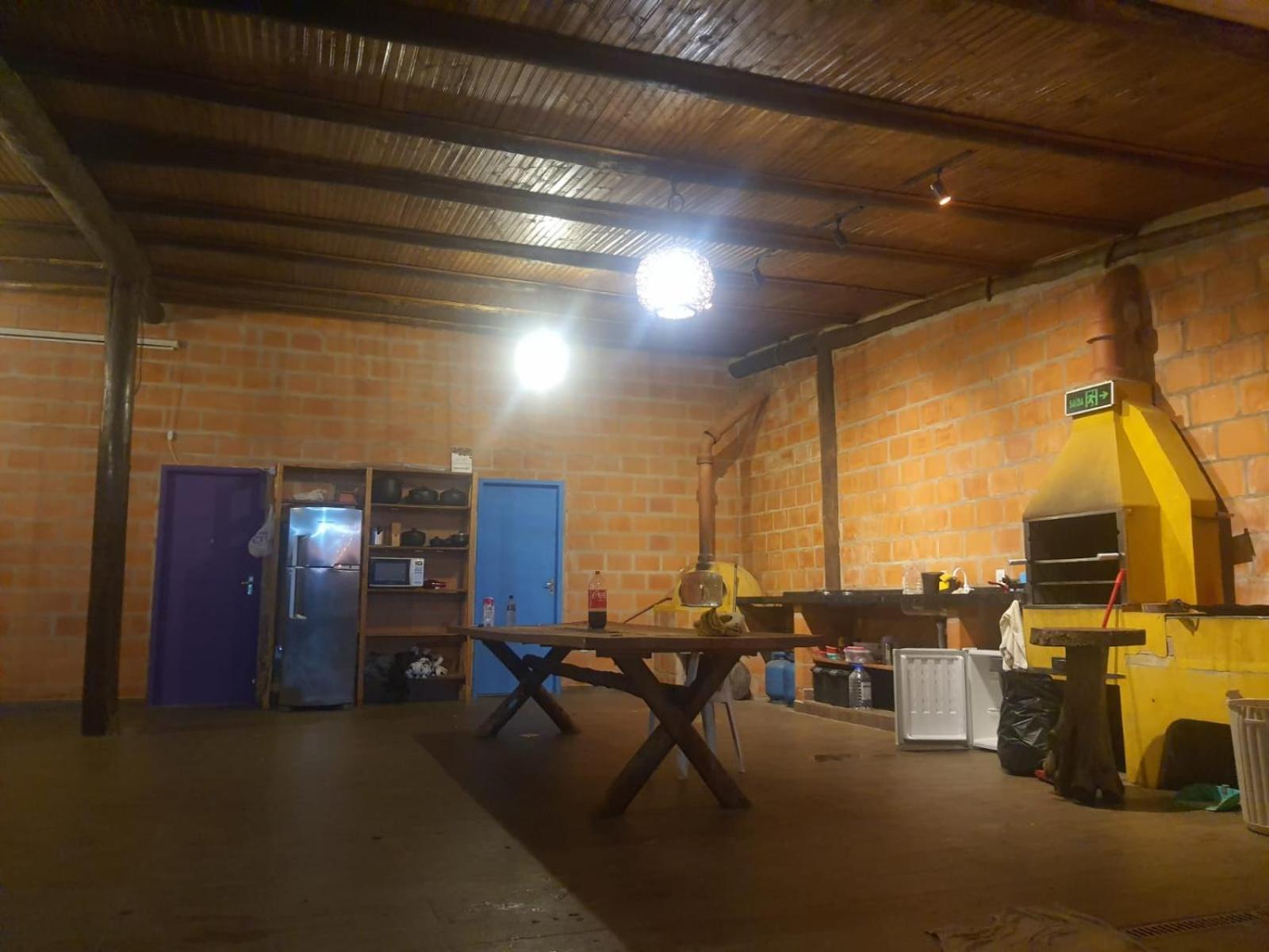 / Sitio + Chale Suico + Area Festa + Piscina Chalet Tatui