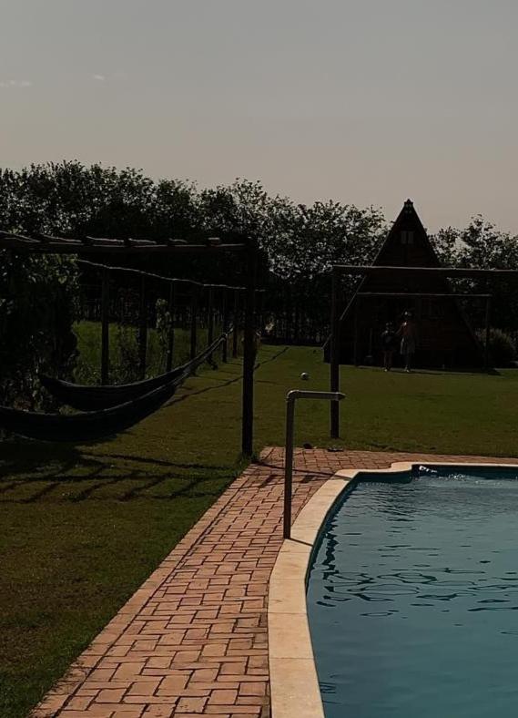 Chalet / Sitio + Chale Suico + Area Festa + Piscina Tatui