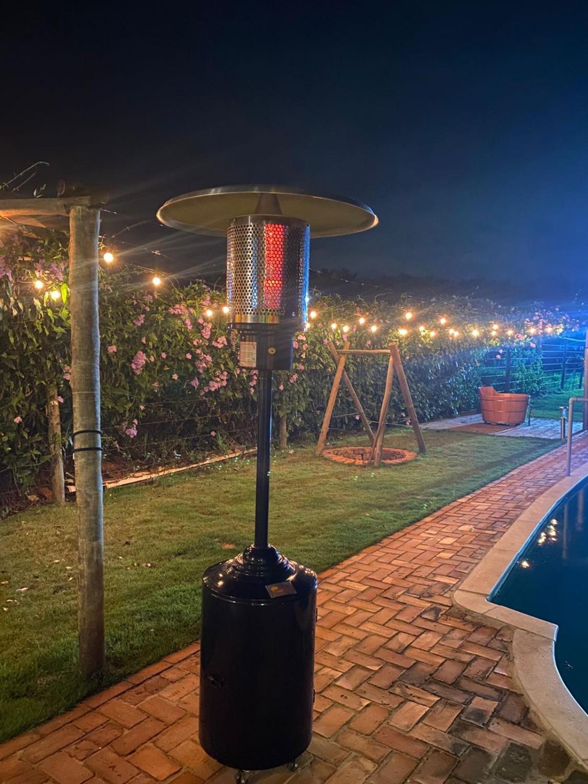 Chalet / Sitio + Chale Suico + Area Festa + Piscina